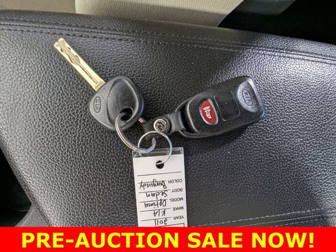 Used 2011 Kia Optima LX w/ Convenience Pkg image 24