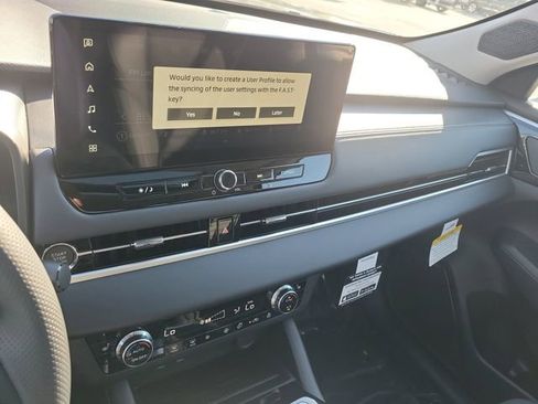 New 2026 Mitsubishi Outlander SE image 29