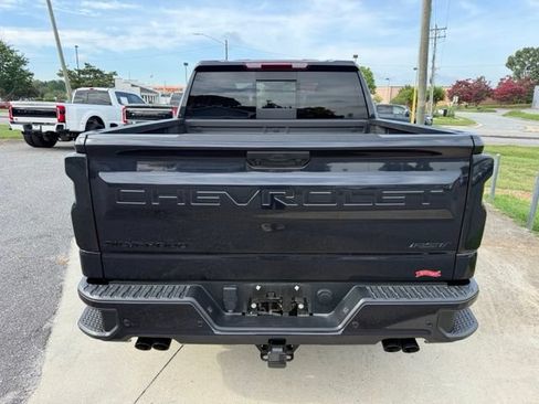 Used 2024 Chevrolet Silverado 1500 RST w/ Convenience Package II AWD/4WD image 9