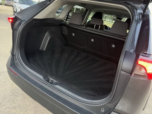 Used 2024 Toyota RAV4 XLE w/ Convenience Package image 32