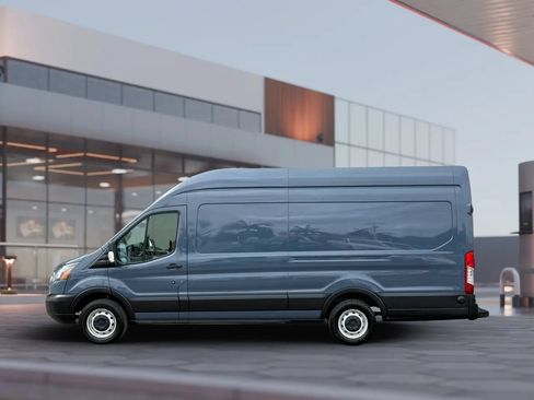 Used 2019 Ford Transit 250 148 High Roof Extended RWD image 3