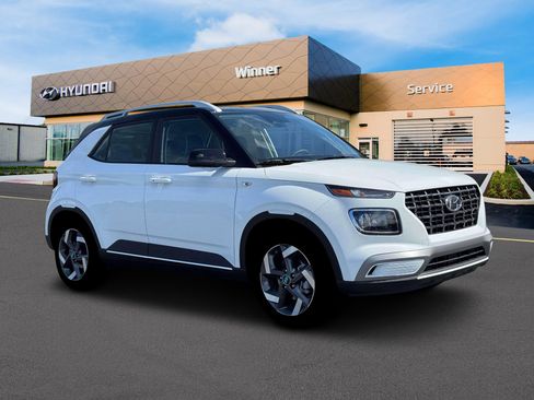 New 2026 Hyundai Venue SEL image 10