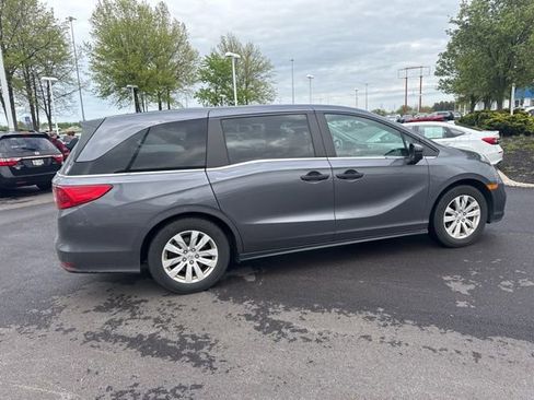 Used 2018 Honda Odyssey LX image 12