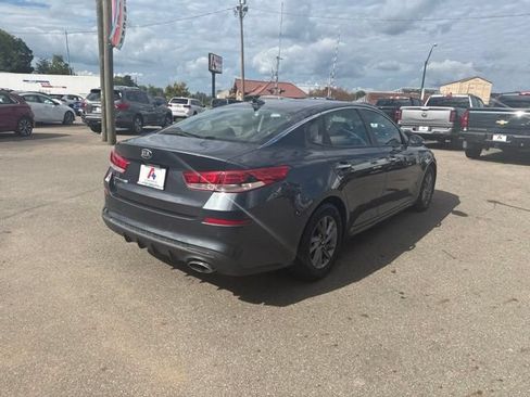 Used 2020 Kia Optima LX FWD image 3