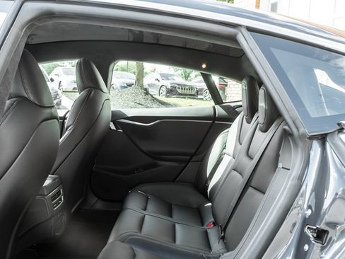 Used 2021 Tesla Model S Long Range Plus AWD/4WD image 23