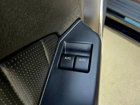 Used 2014 Ford Mustang Premium image 27