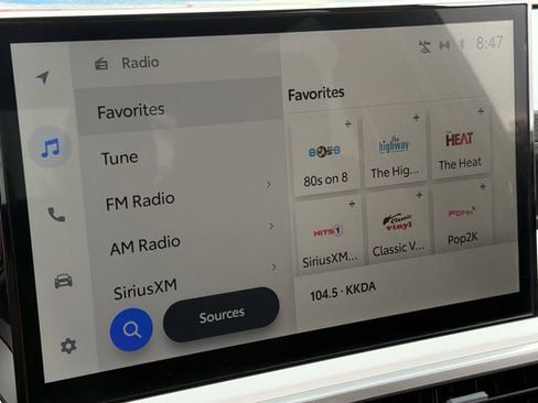 Used 2024 Toyota Tacoma TRD Off-Road AWD/4WD image 19