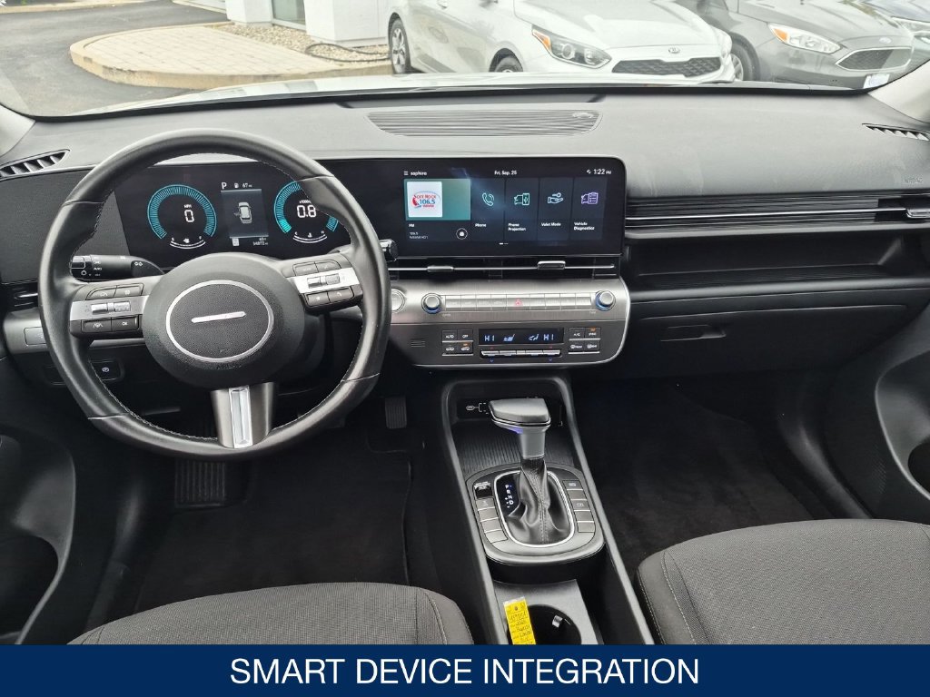 Certified 2025 Hyundai Kona SEL AWD/4WD image 17