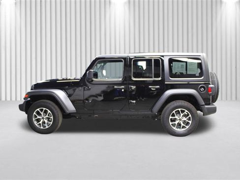 Certified 2025 Jeep Wrangler Sport S image 7