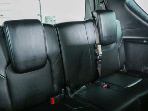 Used 2023 Nissan Armada SL w/ Midnight Edition Package RWD image 31