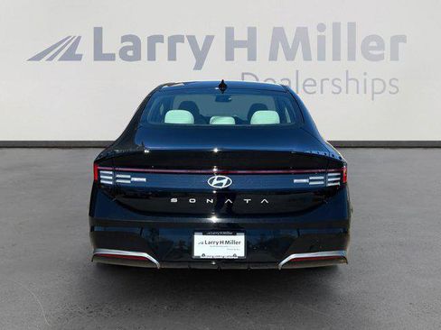 New 2026 Hyundai Sonata SEL FWD image 4