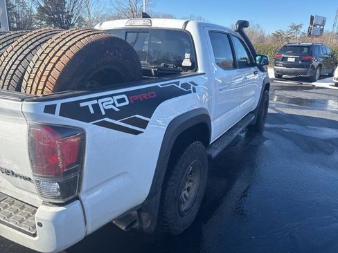 Used 2019 Toyota Tacoma TRD Pro image 6