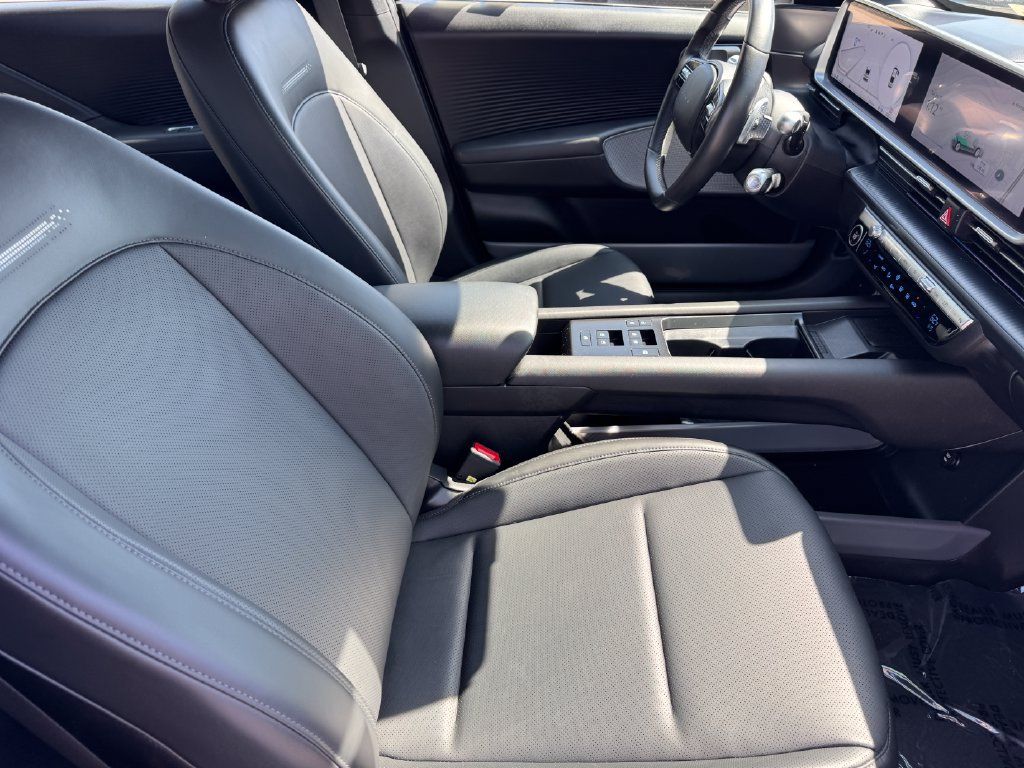 Certified 2024 Hyundai Ioniq 6 SEL RWD image 10