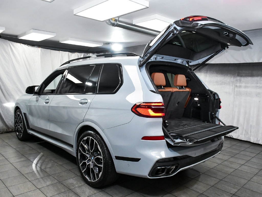 Used 2026 BMW X7 M60i AWD/4WD image 74