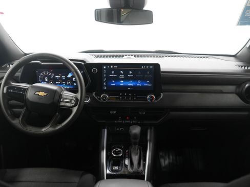 Used 2024 Chevrolet Colorado W/T w/ WT Convenience Package AWD/4WD image 13