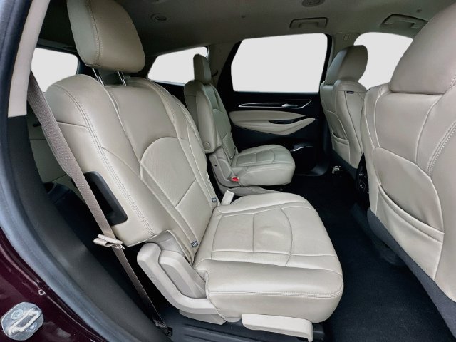 Used 2018 Buick Enclave Essence FWD image 30