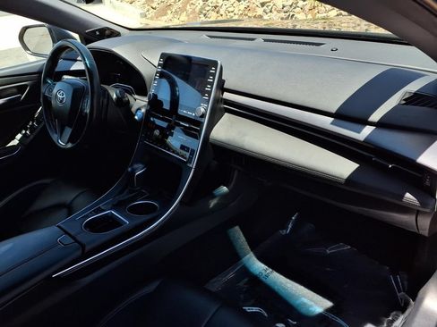 Used 2021 Toyota Avalon XSE FWD image 22