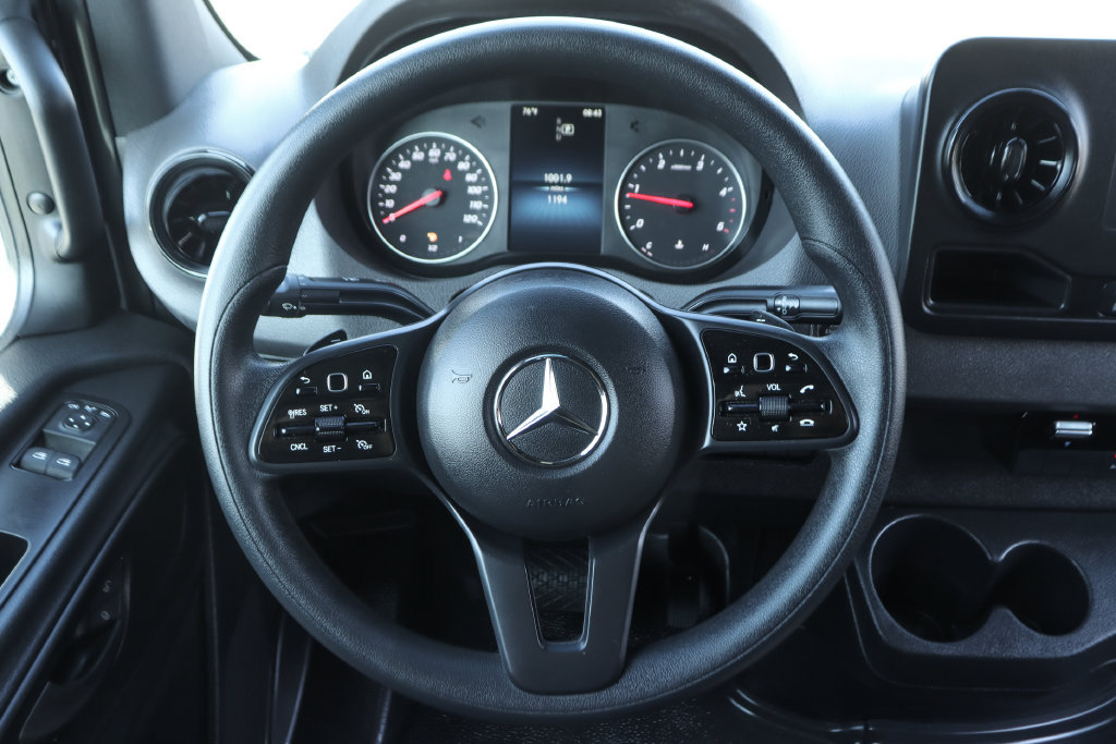 Used 2023 Mercedes-Benz Sprinter 2500 w/ Acoustic Package image 24