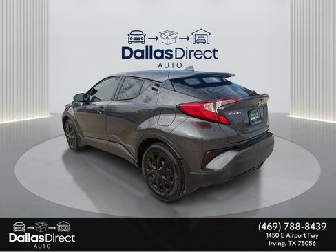 Used 2021 Toyota C-HR LE image 8