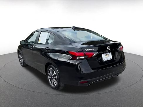 Used 2025 Nissan Versa SV image 11