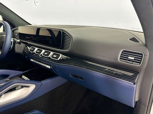 New 2025 Mercedes-Benz GLE 63 AMG S image 32