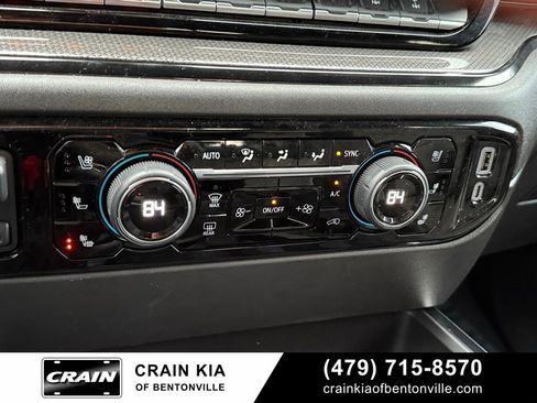 Used 2024 Chevrolet Silverado 1500 ZR2 w/ Technology Package AWD/4WD image 18