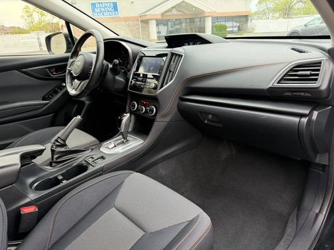 Used 2023 Subaru Crosstrek 2.0i Premium image 18