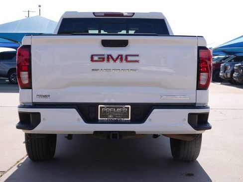 Used 2024 GMC Sierra 1500 Elevation w/ Preferred Package AWD/4WD image 4