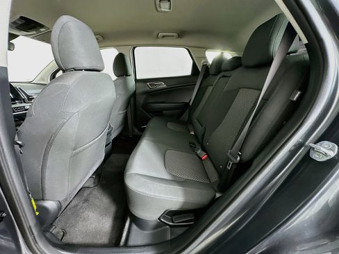 Used 2025 Kia Sportage LX AWD/4WD image 27