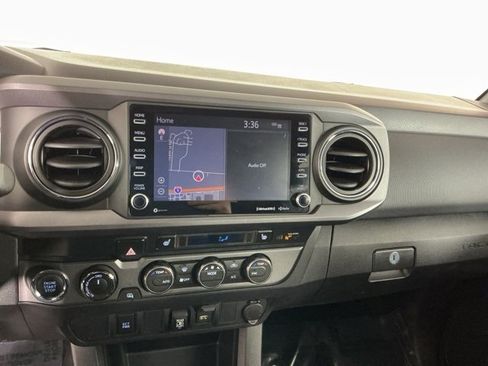 Used 2020 Toyota Tacoma TRD Sport image 17