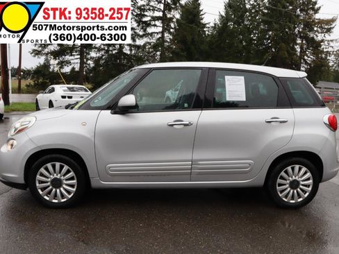 Used 2014 FIAT 500L Easy w/ Popular Equipment Group FWD image 10