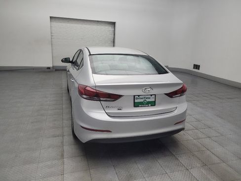 Used 2018 Hyundai Elantra SE FWD image 6