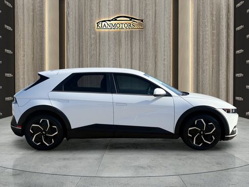 Used 2022 Hyundai Ioniq 5 SE AWD/4WD image 8