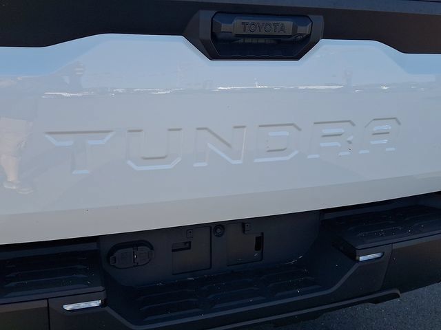 Used 2023 Toyota Tundra SR AWD/4WD image 30
