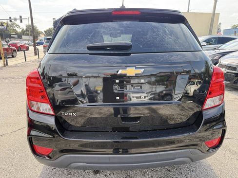 Used 2018 Chevrolet Trax LS w/ LPO, Cargo Package FWD image 6