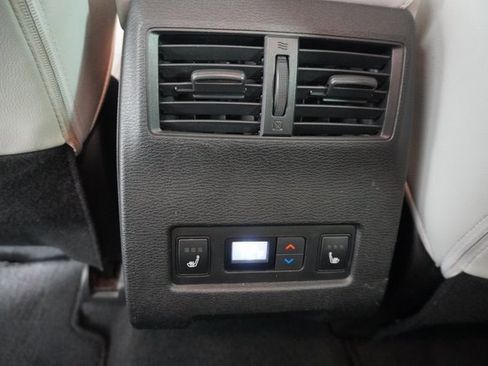 Used 2022 Mitsubishi Outlander SEL image 33