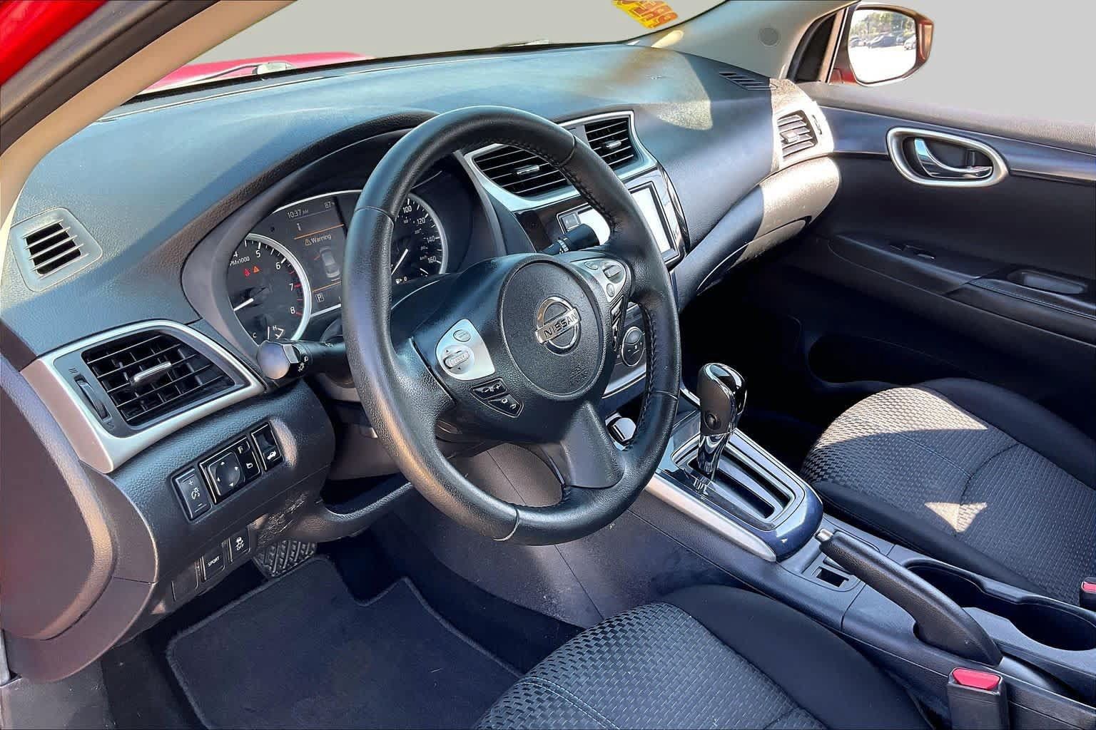 Used 2019 Nissan Sentra SR FWD image 15