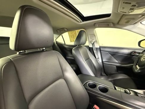 Used 2014 Lexus IS 350 w/ Navigation Package RWD image 27