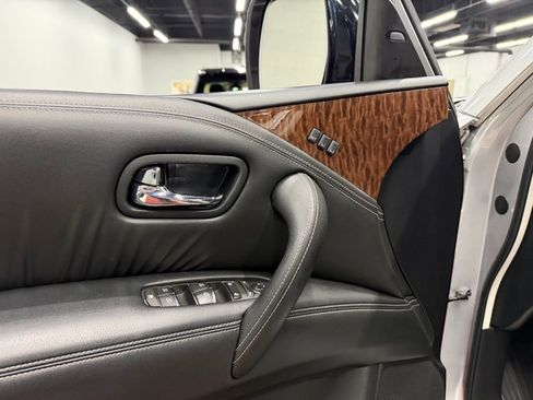 Used 2017 Nissan Armada Platinum w/ Captain Seat Package AWD/4WD image 17