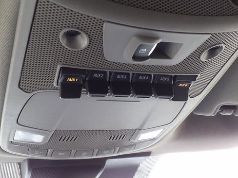 Certified 2020 Ford F350 Lariat w/ Lariat Value Package image 21