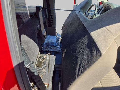 Used 2010 Ford F350 XLT AWD/4WD image 11