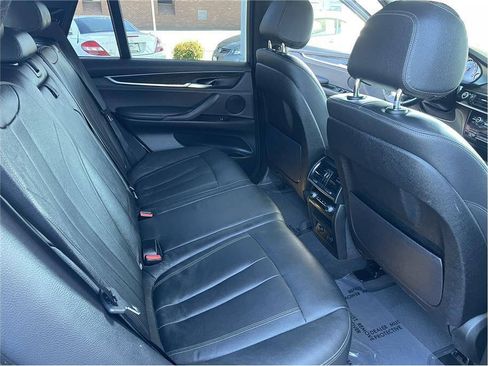 Used 2018 BMW X5 xDrive40e AWD/4WD image 16