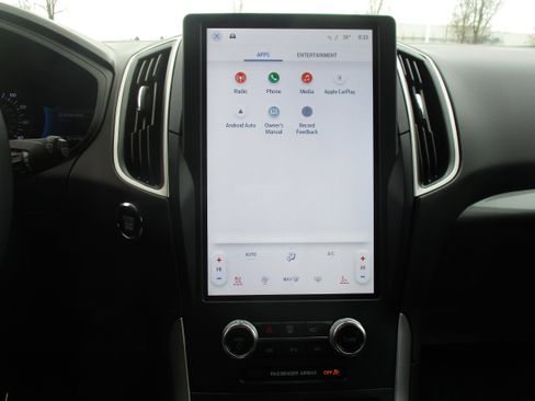 Used 2024 Ford Edge SEL w/ Convenience Package image 20