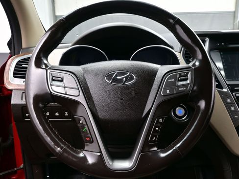 Used 2017 Hyundai Santa Fe Limited image 24