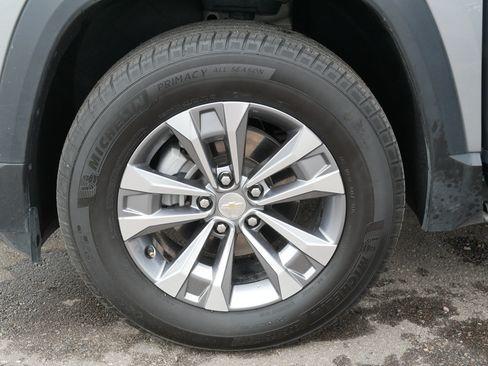Used 2025 Chevrolet Equinox LT AWD/4WD image 15