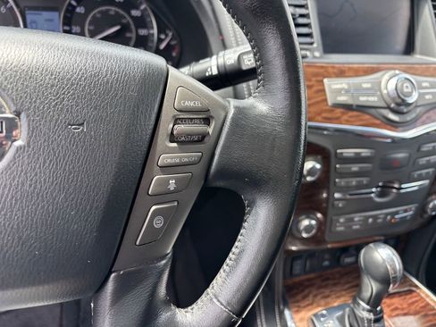 Used 2024 INFINITI QX80 Luxe image 10