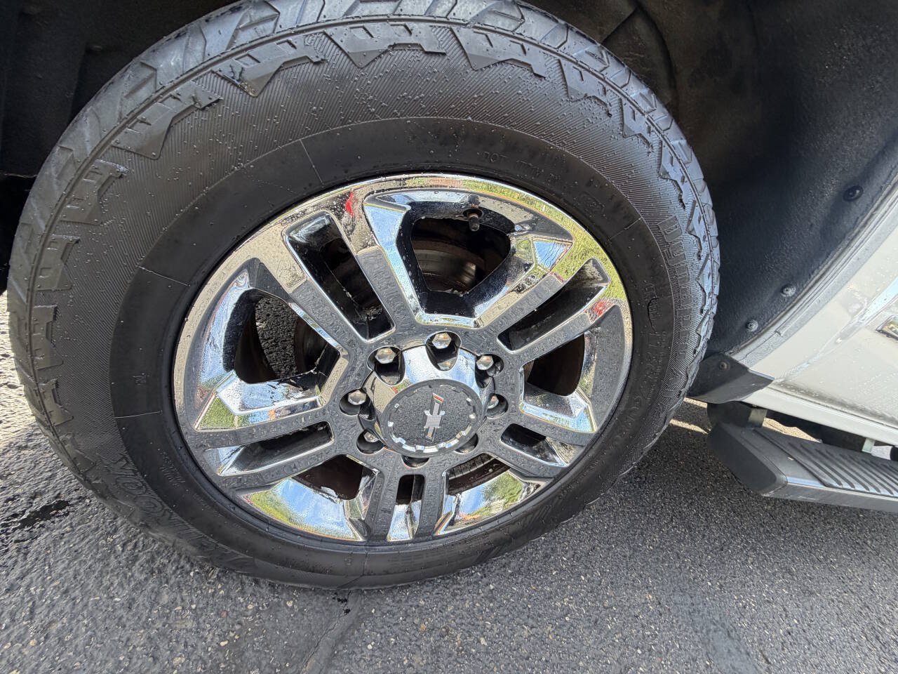 Used 2015 Chevrolet Silverado 2500 LTZ w/ Duramax Plus Package AWD/4WD image 2