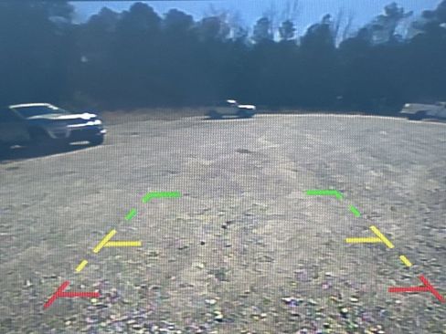 Used 2025 Nissan Rogue SV image 32