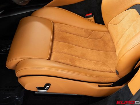 Used 2025 Ferrari Purosangue AWD/4WD image 49