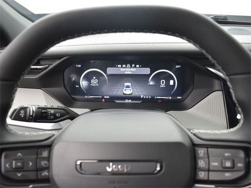 New 2026 Jeep Cherokee Limited image 6